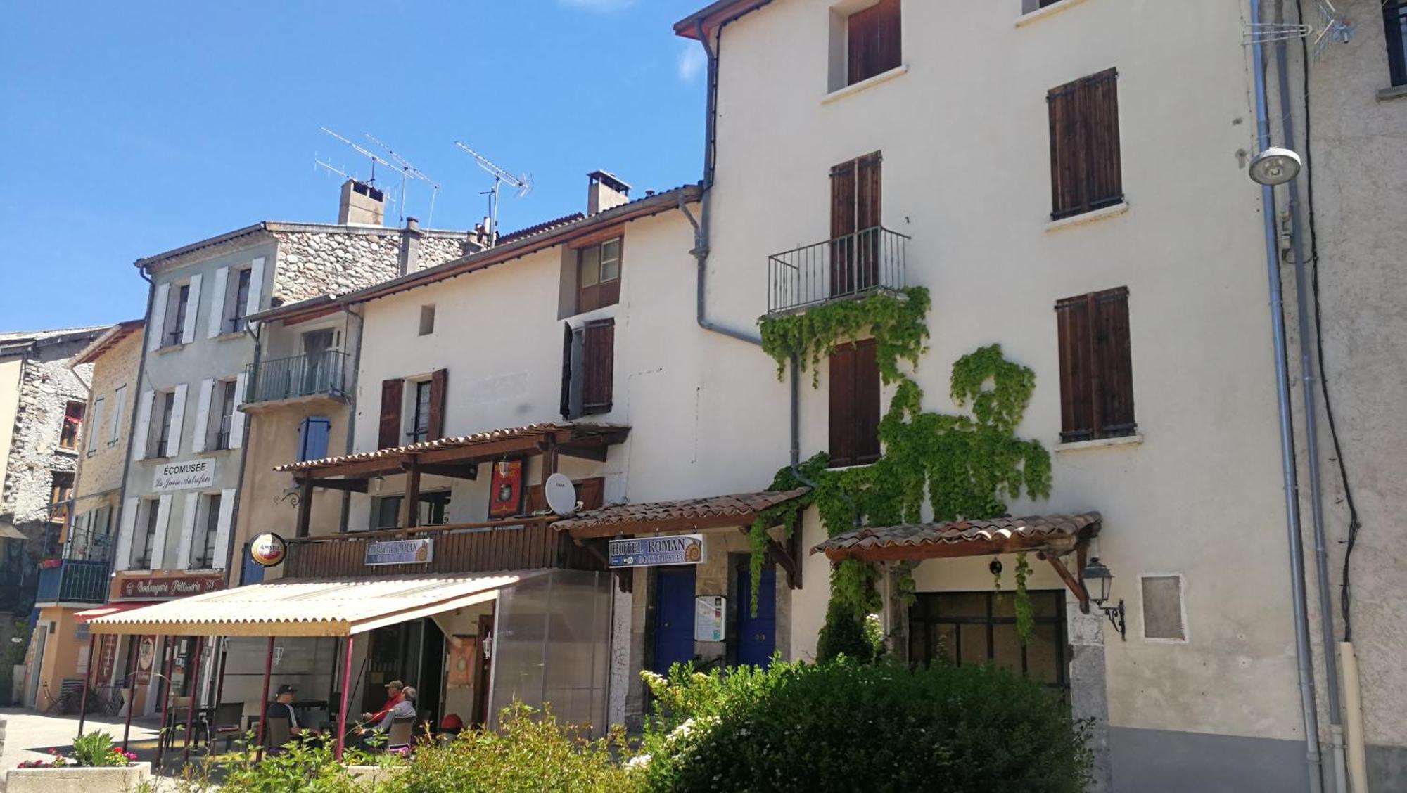 Auberge Roman La Javie Exterior foto